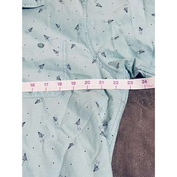 Free Planet SZ Large Short Sleeve Button Down Shirt Light Blue Paper Airplane - Picture 7 of 7